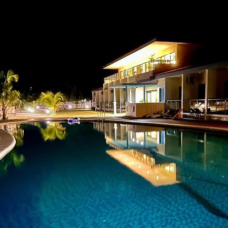 W Golf Resort Oslob Buitenkant foto