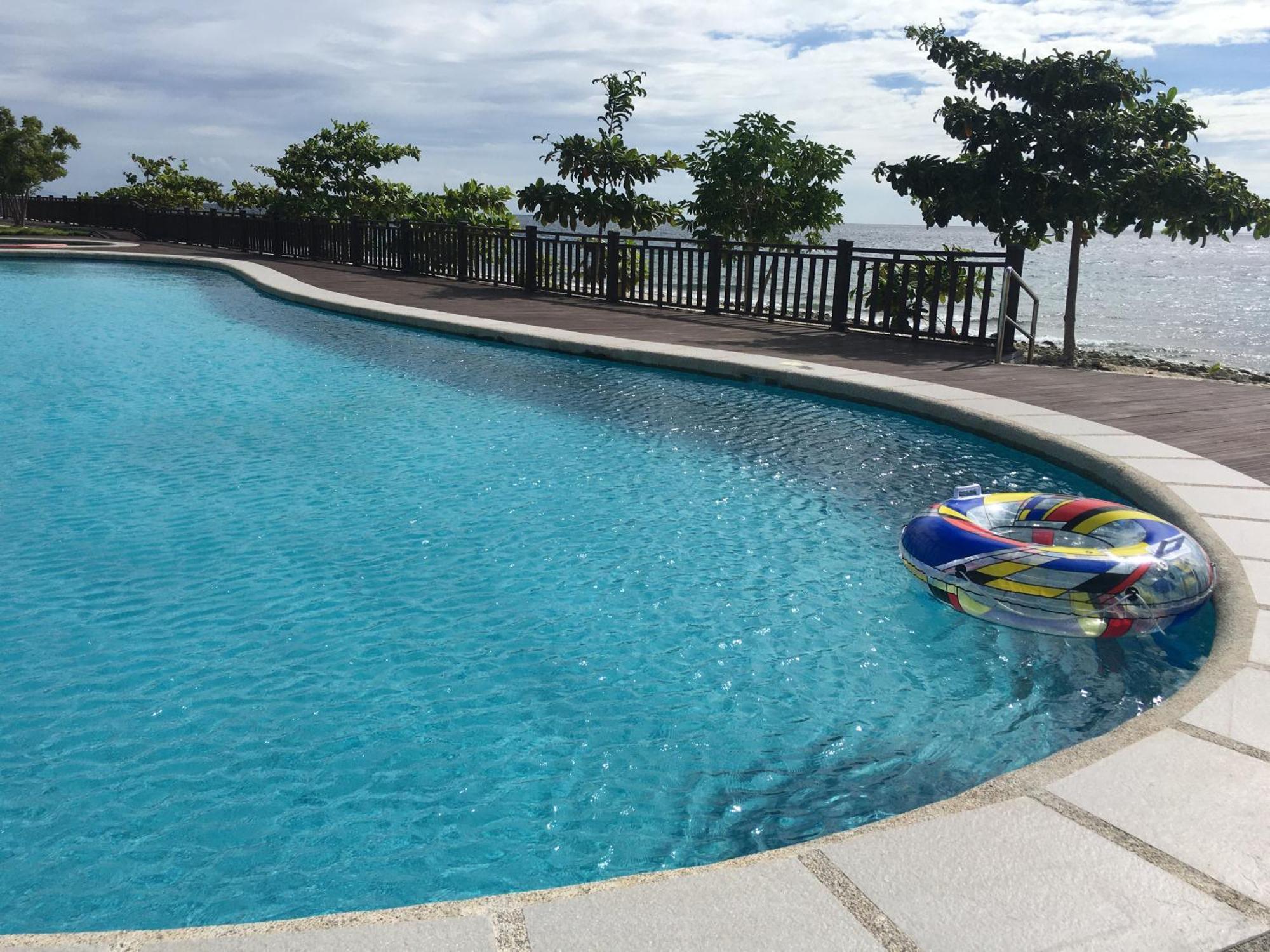 W Golf Resort Oslob Buitenkant foto