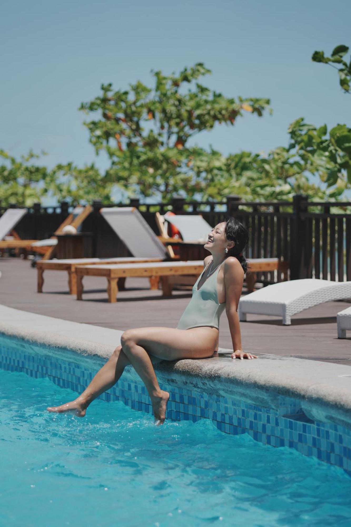 W Golf Resort Oslob Buitenkant foto