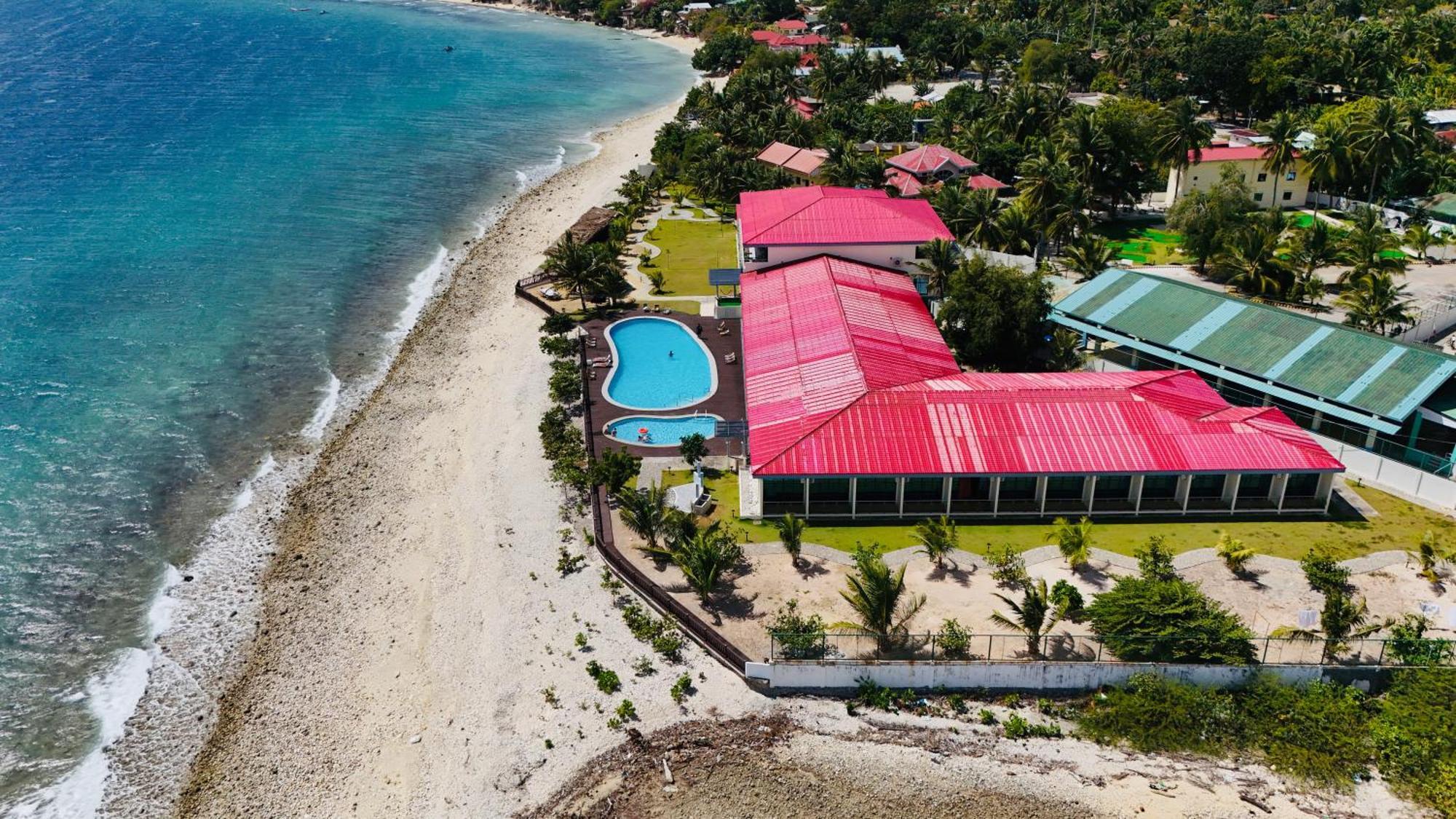 W Golf Resort Oslob Buitenkant foto